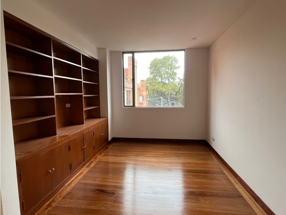 Apartamento en venta en Santa Barbara, Bogotá · foto 9 de 15