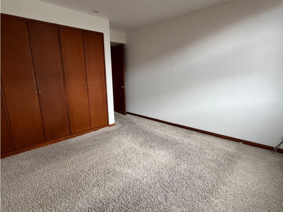 Apartamento en venta en Santa Barbara, Bogotá · foto 11 de 15
