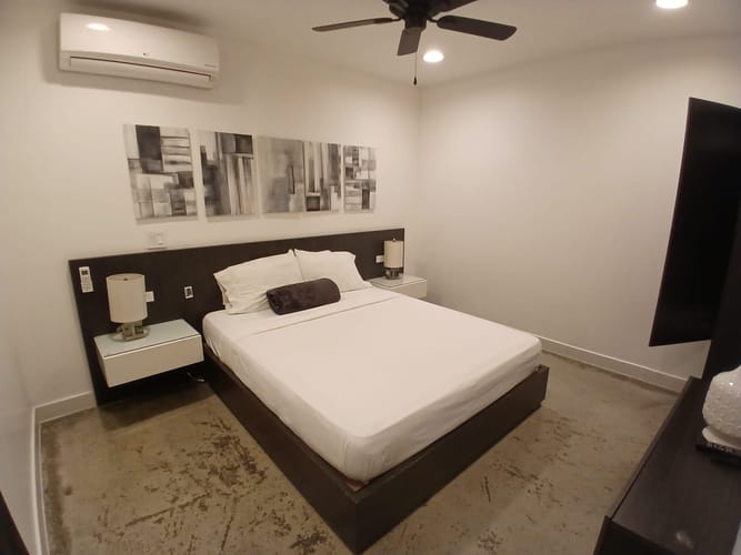 Casa de 12 alcobas en venta en Manila, Medellín, 468 m² · foto 4 de 15