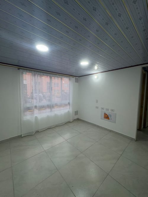Apartamento de 2 alcobas en arriendo en El Limonar, Bogotá, 33 m² · foto 4 de 18