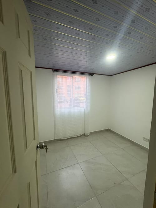Apartamento de 2 alcobas en arriendo en El Limonar, Bogotá, 33 m² · foto 10 de 18