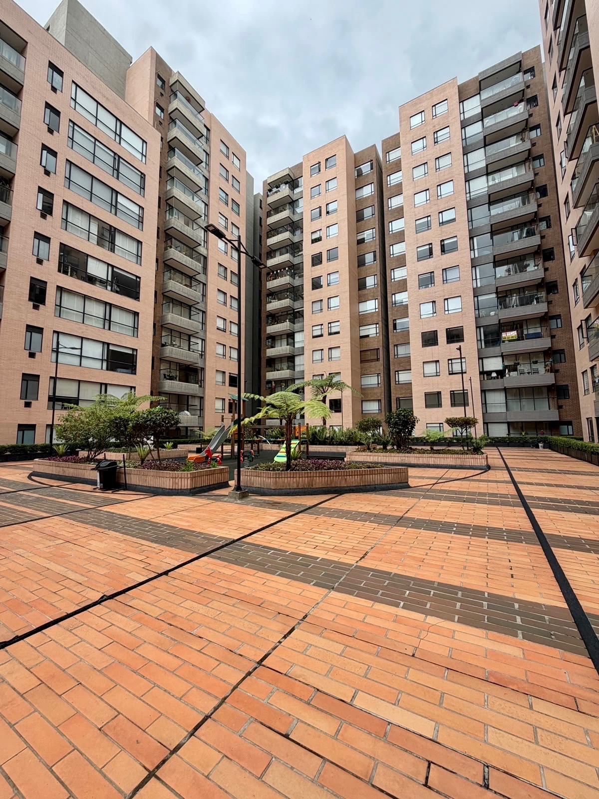 Apartamento en venta en Colina Campestre, Bogotá · foto 18 de 24