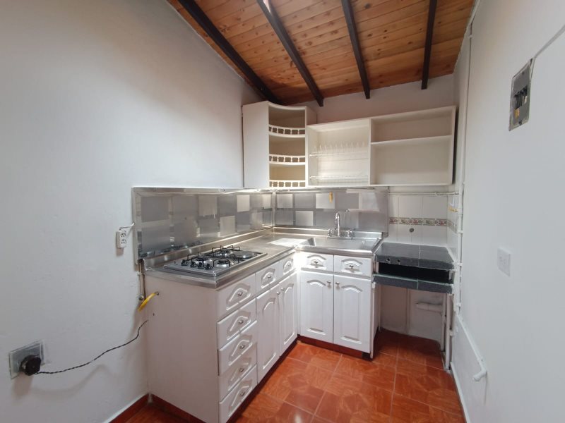 Apartamento en venta en Rodeo Alto, Medellín · foto 4 de 14