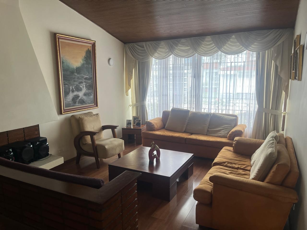 Casa en venta en Modelia Occidental, Bogotá · foto 2 de 16