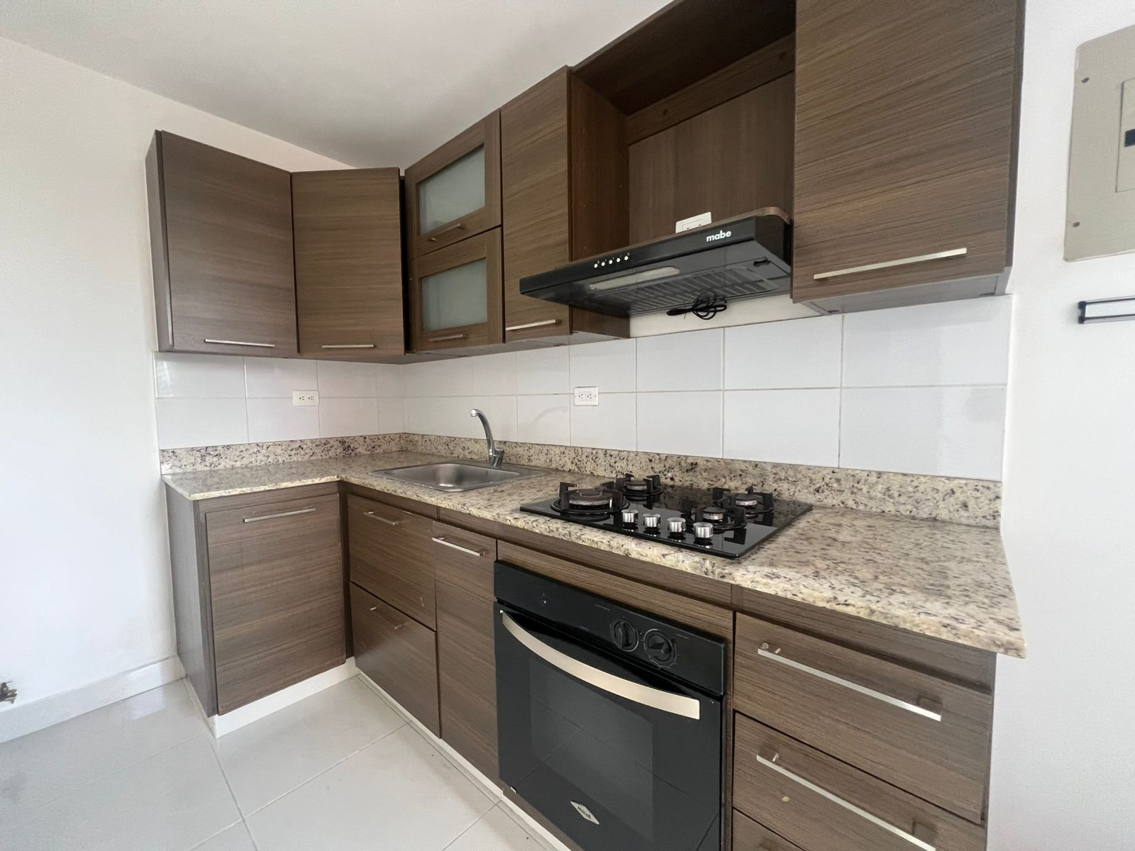 Apartamento en venta en Loma Del Esmeraldal, Envigado · foto 7 de 15