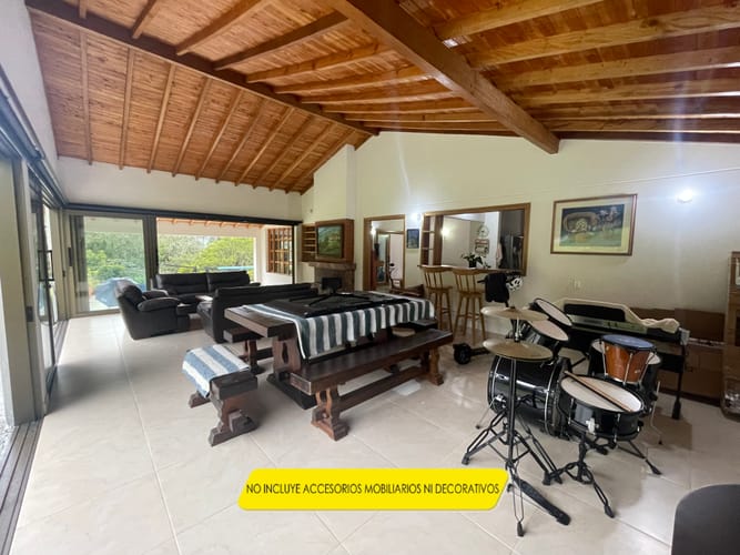 Finca en venta en Carrizales, El Retiro, 200 m² · foto 2 de 17