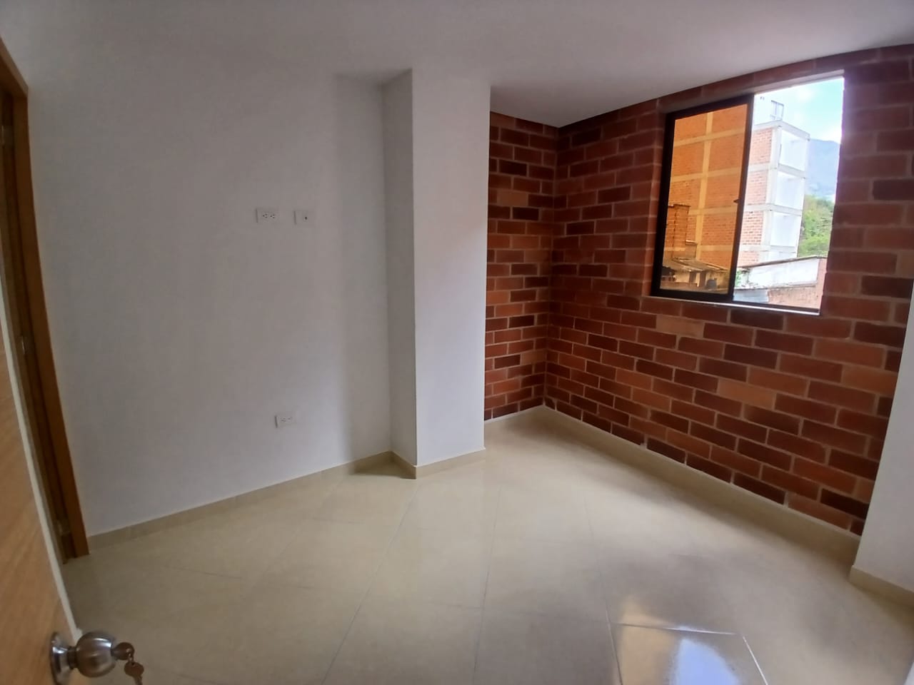 Apartamento en venta en Suramérica, Itagüí · foto 3 de 10