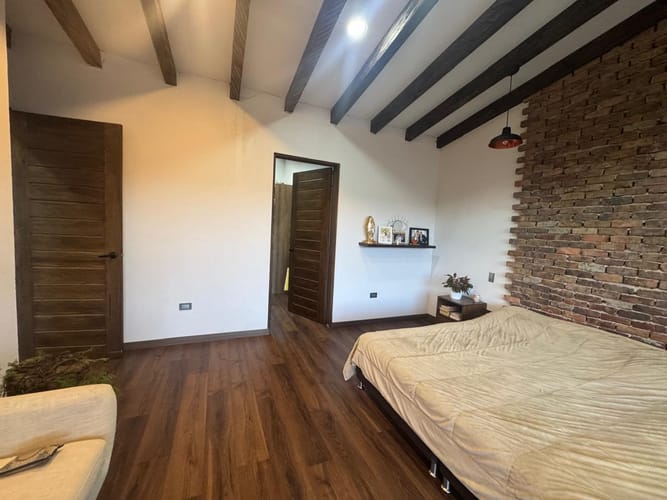Finca en venta en El Carmen De Viboral, El Carmen de Viboral, 320 m² · foto 2 de 10