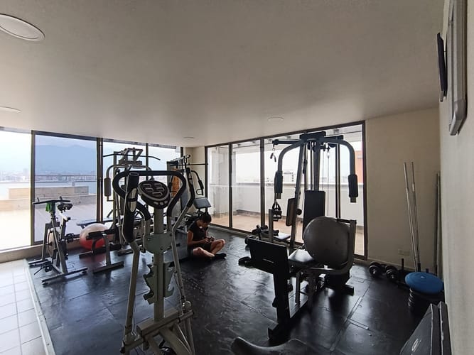 Apartamento de 2 alcobas en arriendo en Laureles, Medellín, 68 m² · foto 2 de 20