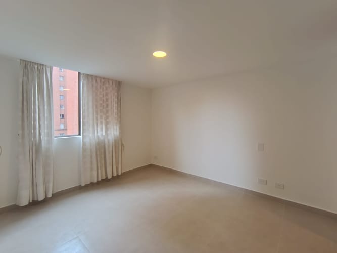 Apartamento de 2 alcobas en arriendo en Laureles, Medellín, 68 m² · foto 13 de 20