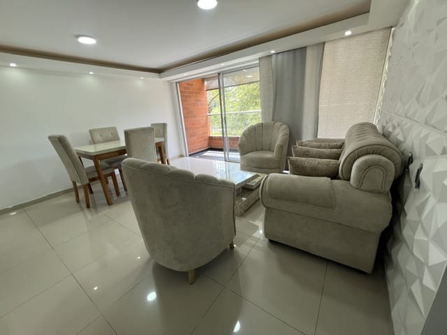 Apartamento de 3 alcobas en venta en Ciudad Jardin, Cali, 90 m² · foto 3 de 24