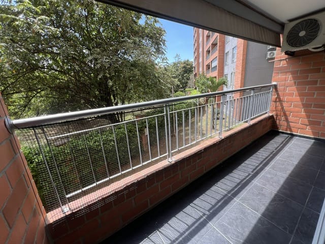 Apartamento de 3 alcobas en venta en Ciudad Jardin, Cali, 90 m² · foto 5 de 24