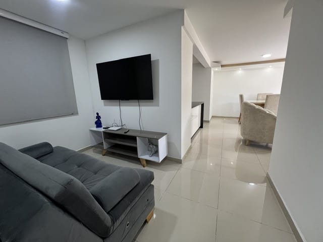 Apartamento de 3 alcobas en venta en Ciudad Jardin, Cali, 90 m² · foto 14 de 24