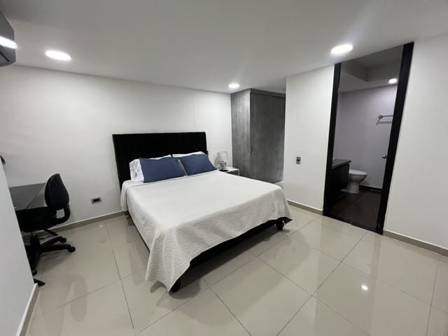 Apartamento de 3 alcobas en venta en Ciudad Jardin, Cali, 90 m² · foto 16 de 24