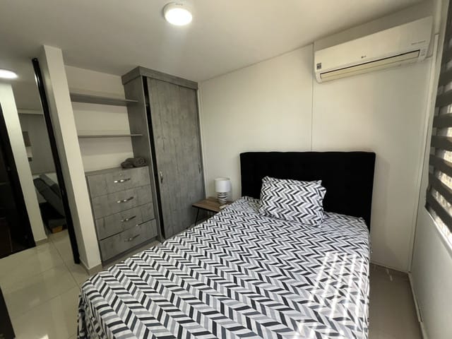 Apartamento de 3 alcobas en venta en Ciudad Jardin, Cali, 90 m² · foto 21 de 24