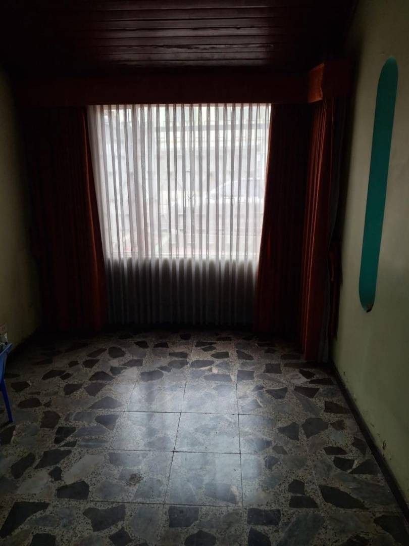 Casa en venta en Normandia, Bogotá · foto 8 de 14