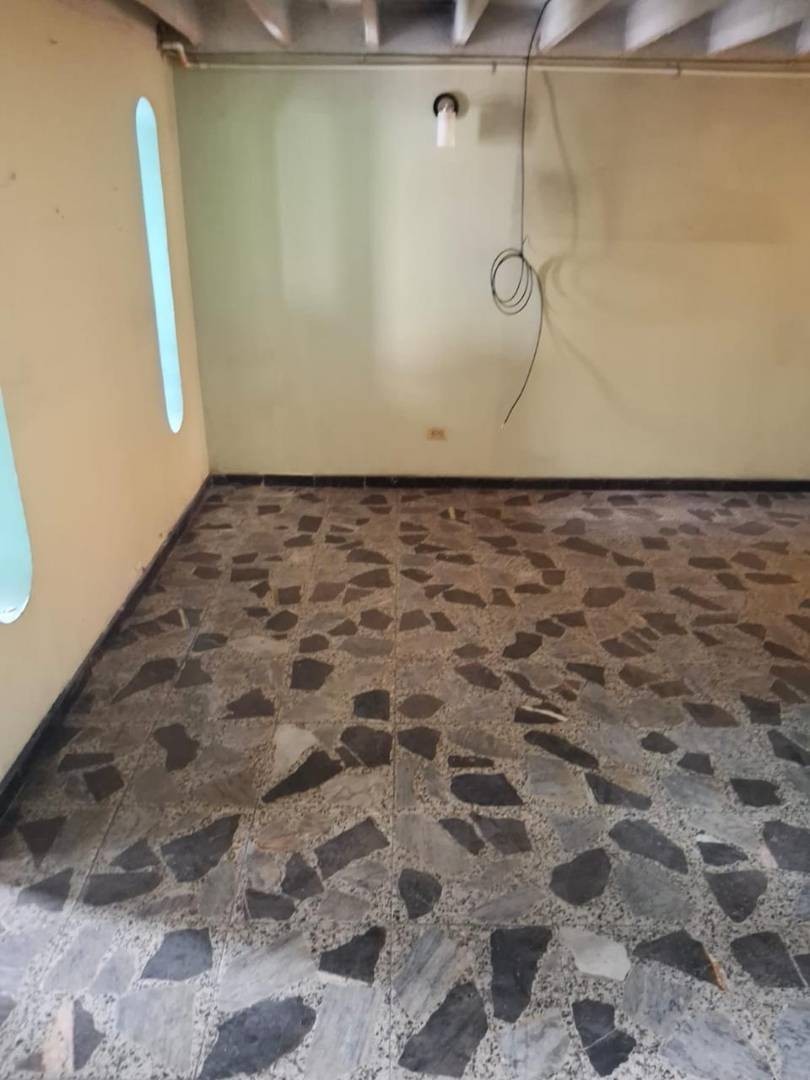 Casa en venta en Normandia, Bogotá · foto 9 de 14