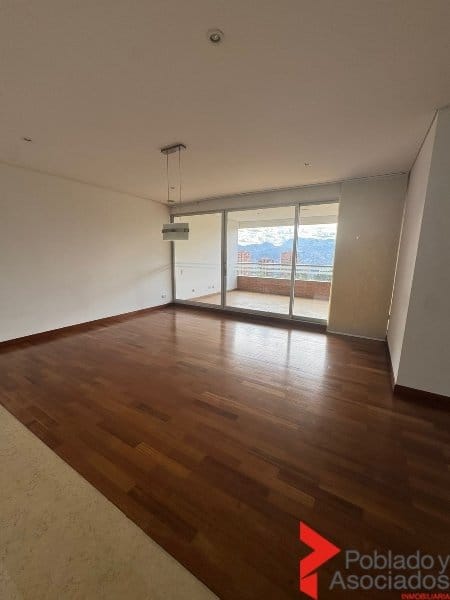 Apartamento de 3 alcobas en arriendo en El Poblado, Guarne, 272 m² · foto 22 de 24