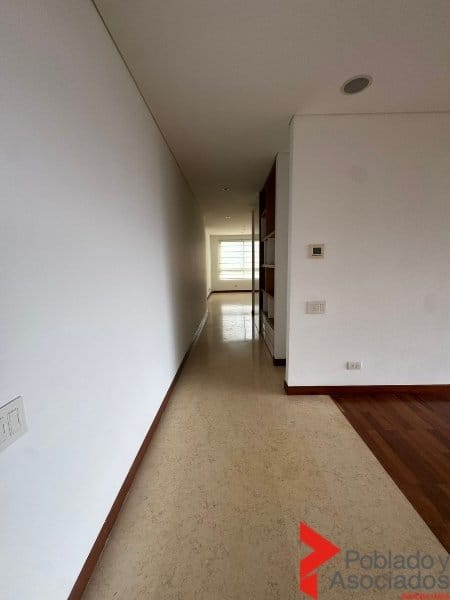 Apartamento de 3 alcobas en venta en El Poblado, Guarne, 272 m² · foto 19 de 24