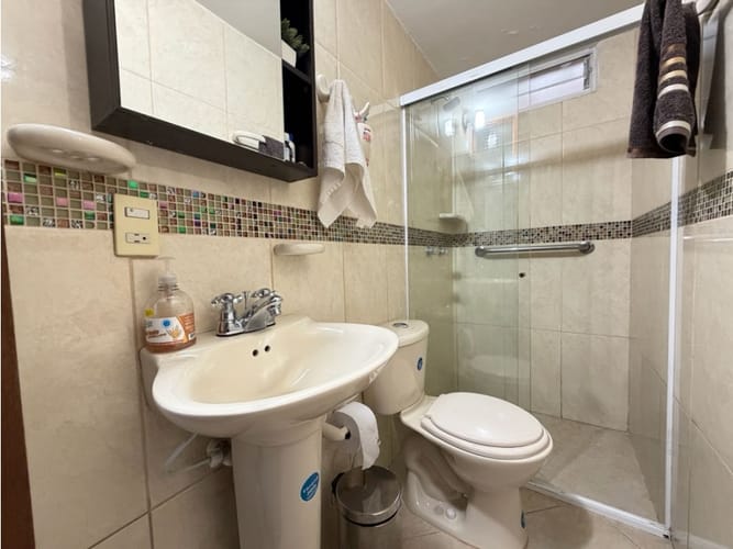 Casa de 4 alcobas en venta en El Trianon, Envigado, 115 m² · foto 6 de 16