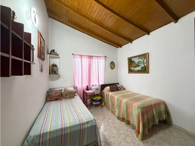 Casa de 4 alcobas en venta en El Trianon, Envigado, 115 m² · foto 9 de 16