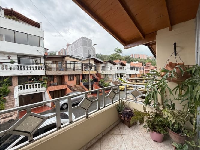 Casa de 4 alcobas en venta en El Trianon, Envigado, 115 m² · foto 13 de 16