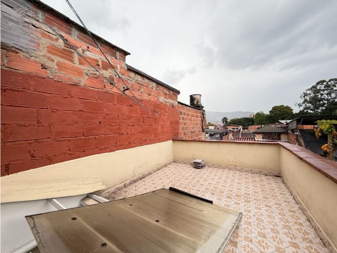 Casa de 4 alcobas en venta en El Trianon, Envigado, 115 m² · foto 14 de 16