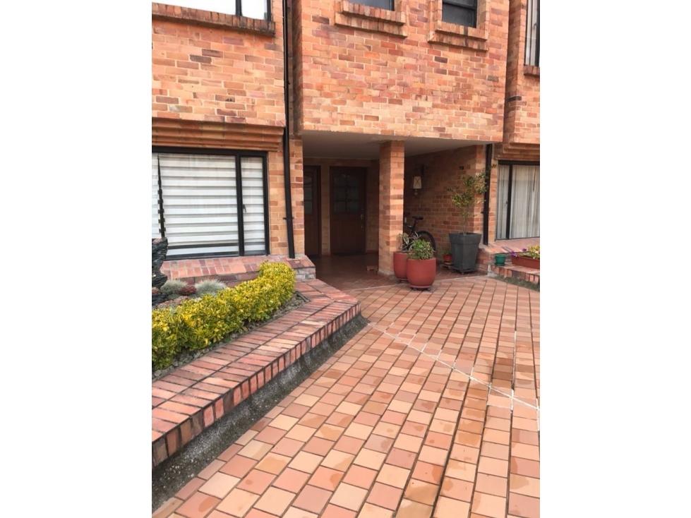 Casa en venta en Cedritos, Bogotá · foto 6 de 19