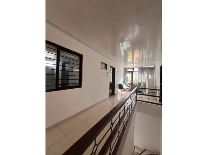 Oficina en arriendo en Tequendama, Cali, 10 m² · foto 5 de 5