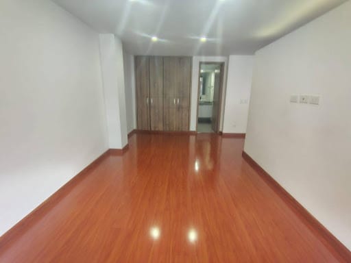 Apartaestudio en venta en Santa Barbara Central, Bogotá, 50 m² · foto 6 de 24