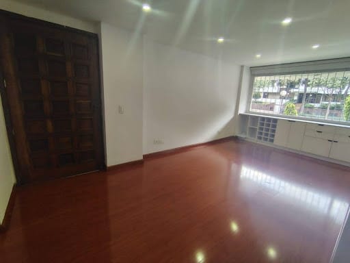 Apartaestudio en venta en Santa Barbara Central, Bogotá, 50 m² · foto 7 de 24