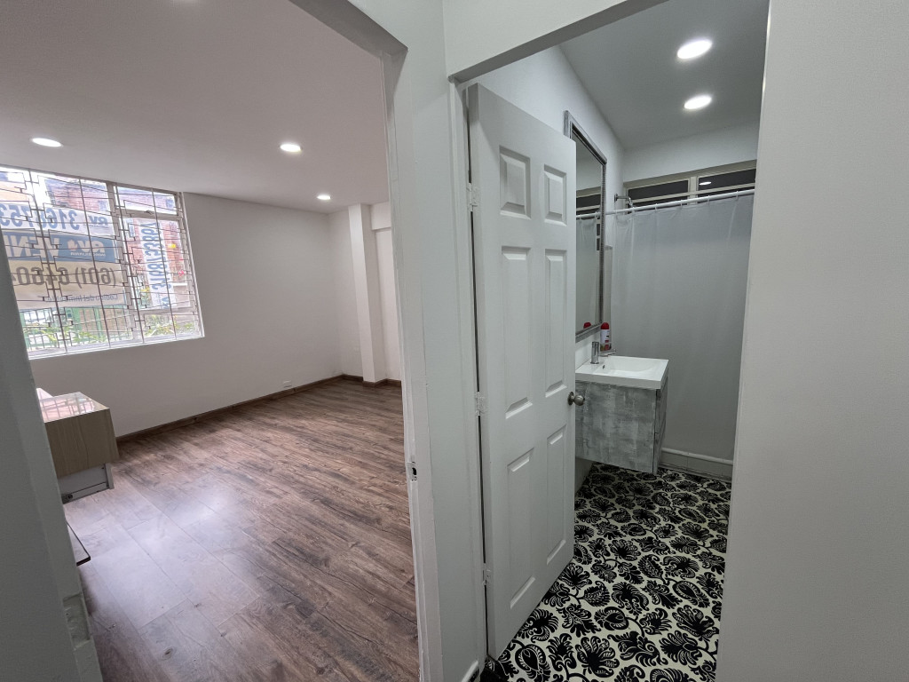 Apartamento en venta en Quinta Camacho, Bogotá · foto 4 de 24