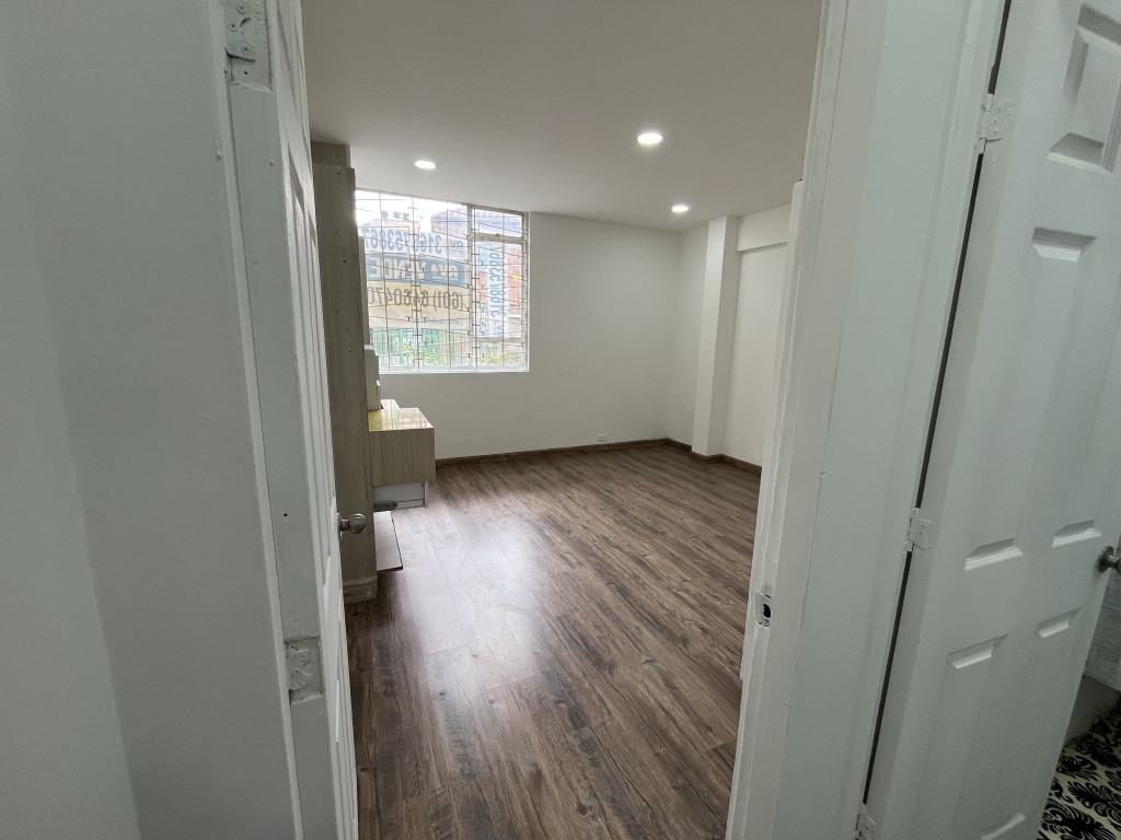 Apartamento en venta en Quinta Camacho, Bogotá · foto 8 de 24