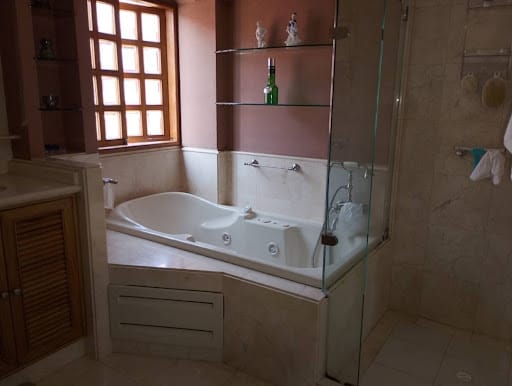 Casa de 4 alcobas en venta en Cn Los Arboles, Chía, 263 m² · foto 22 de 24
