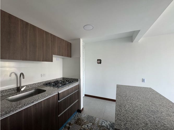 Apartamento de 2 alcobas en venta en Valle Del Lili, Cali, 62 m² · foto 2 de 12