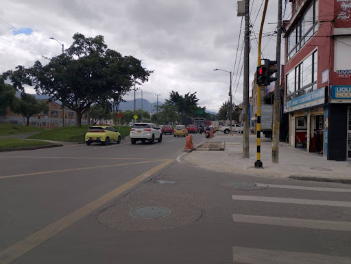 Casa en venta en San Francisco, Bogotá · foto 8 de 24