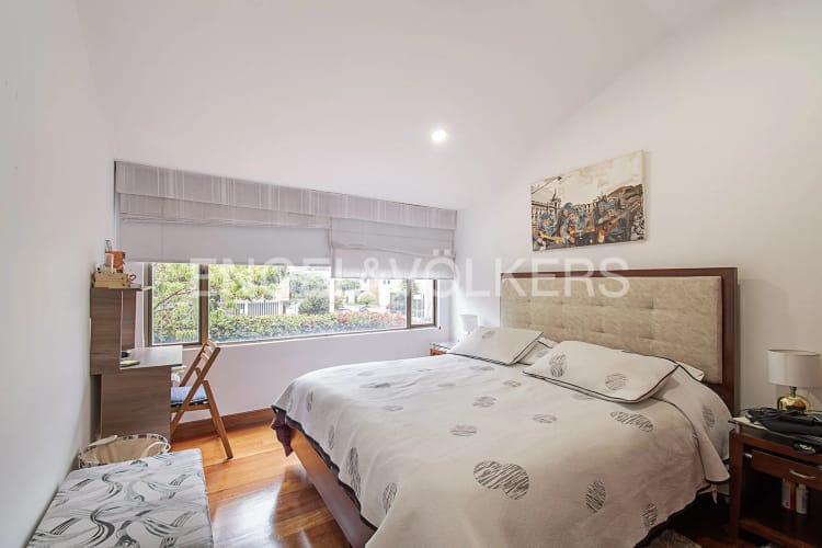 Casa de 5 alcobas en venta en Niza, Bogotá, 364 m² · foto 14 de 19