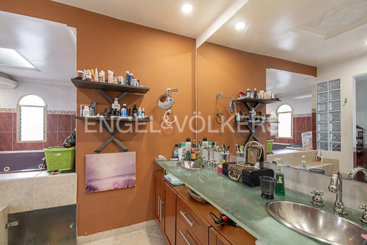Casa de 5 alcobas en venta en Niza, Bogotá, 364 m² · foto 12 de 19