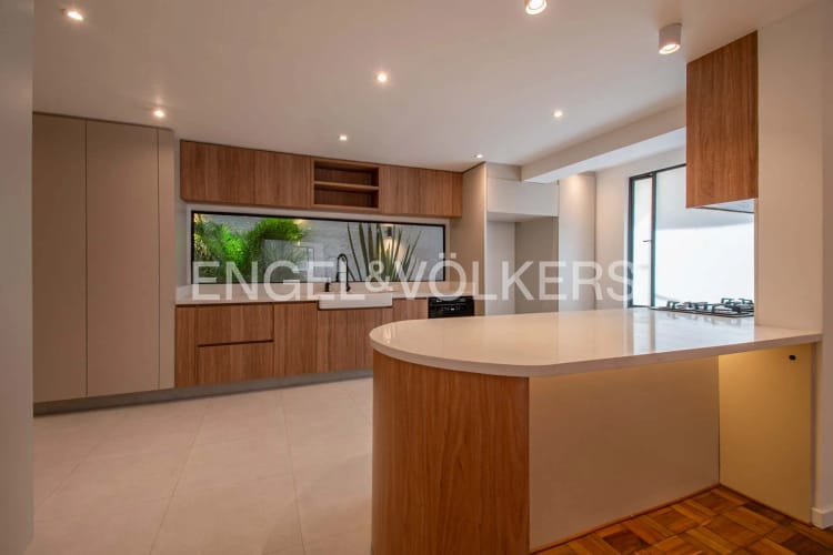 Apartamento en venta en Los Rosales, Bogotá · foto 5 de 17