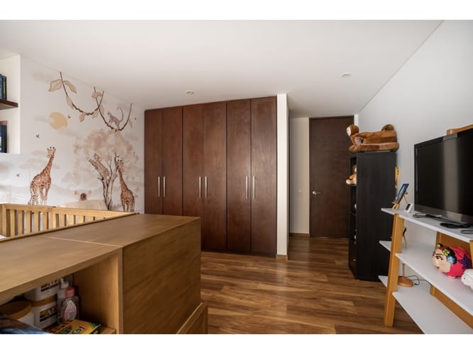 Apartamento en venta en Santa Barbara Occidental, Bogotá · foto 9 de 24