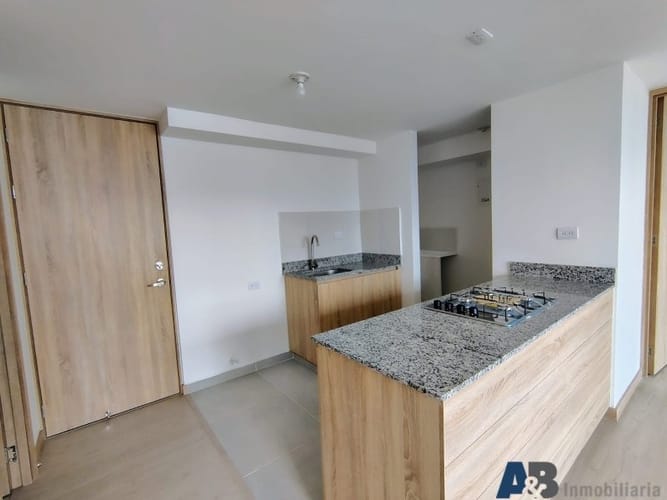 Apartamento de 2 alcobas en arriendo en Laureles, Medellín, 63 m² · foto 3 de 20