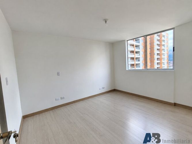Apartamento de 2 alcobas en arriendo en Laureles, Medellín, 63 m² · foto 12 de 20