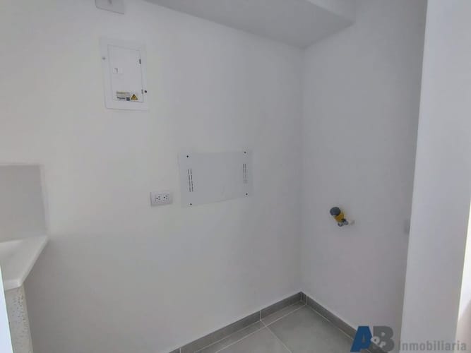 Apartamento de 2 alcobas en arriendo en Laureles, Medellín, 63 m² · foto 16 de 20