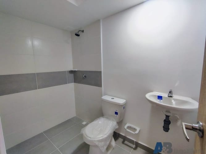 Apartamento de 2 alcobas en arriendo en Laureles, Medellín, 63 m² · foto 17 de 20