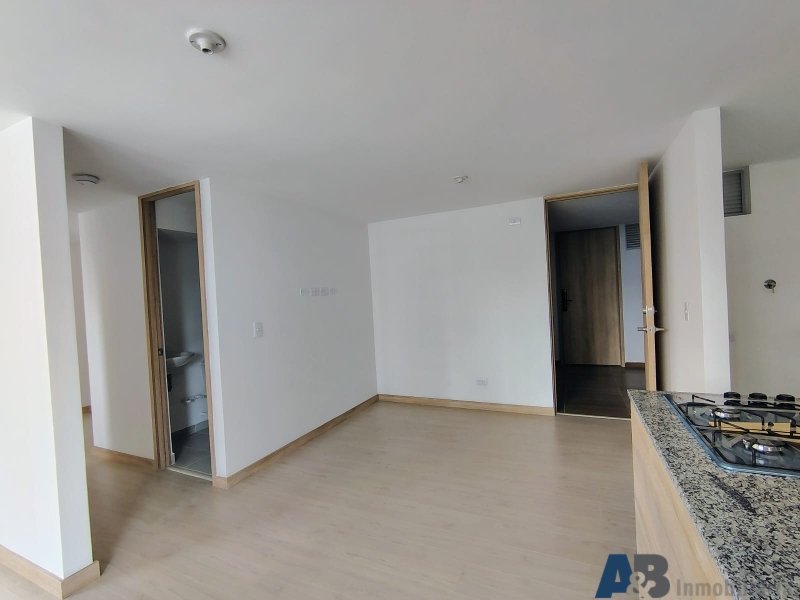 Apartamento en arriendo en Laureles, Medellín · foto 6 de 22