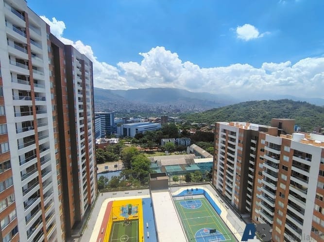 Apartamento de 2 alcobas en arriendo en Laureles, Medellín, 63 m² · foto 19 de 20