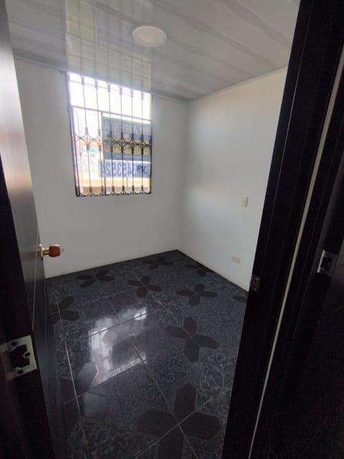 Apartamento de 3 alcobas en venta en La Union, Soacha, 39 m² · foto 6 de 24