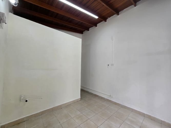 Local en arriendo en Belén, Medellín, 20 m² · foto 5 de 8