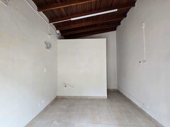 Local en arriendo en Belén, Medellín, 20 m² · foto 6 de 8