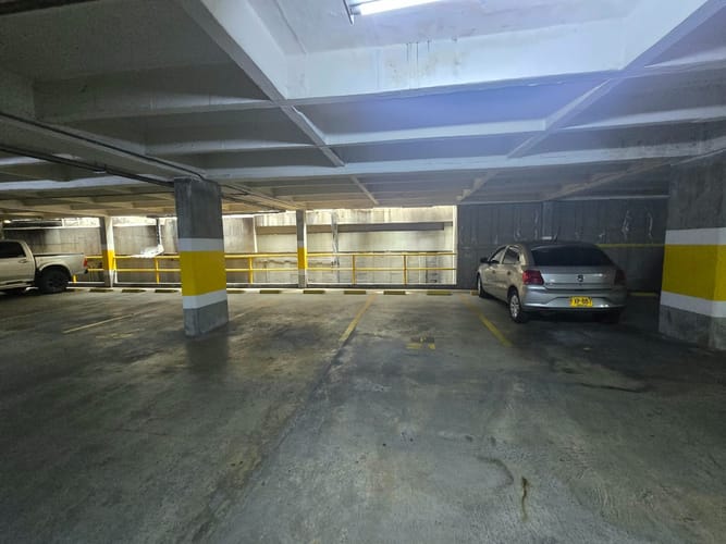 Oficina en arriendo en Milla De Oro, Medellín, 75 m² · foto 17 de 18